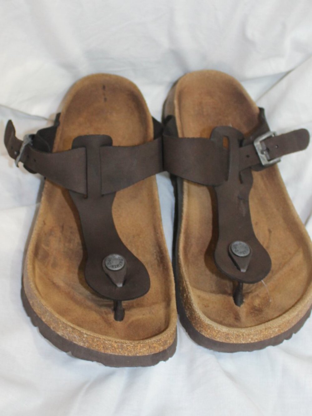 Betula by Birkenstock brown leather Thong sandals size 8